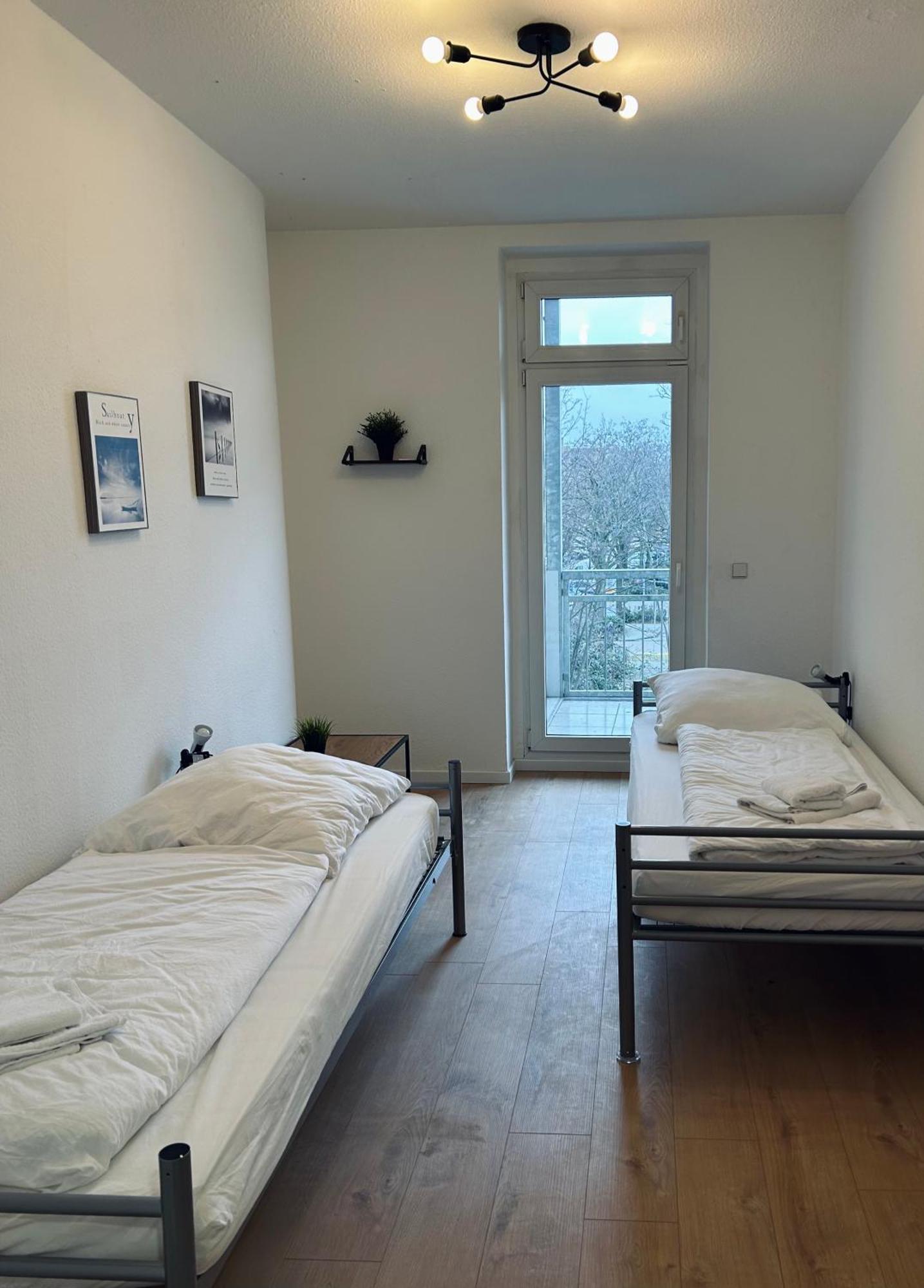 2 Schlafzimmer-balkon-kueche-parkplatz-designerbad Apartment Leipzig